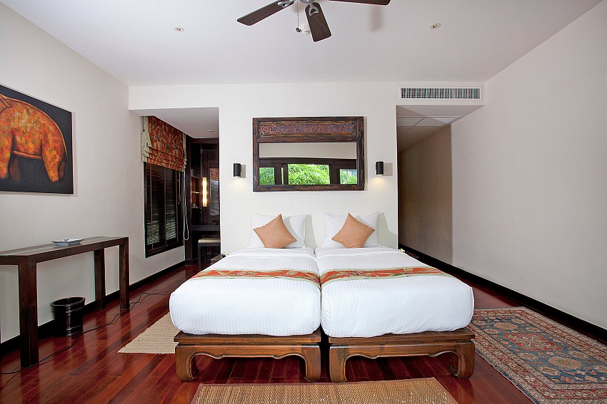 Absolutely Remarkable Big Holiday Villa for Rent in Phuket Ban06