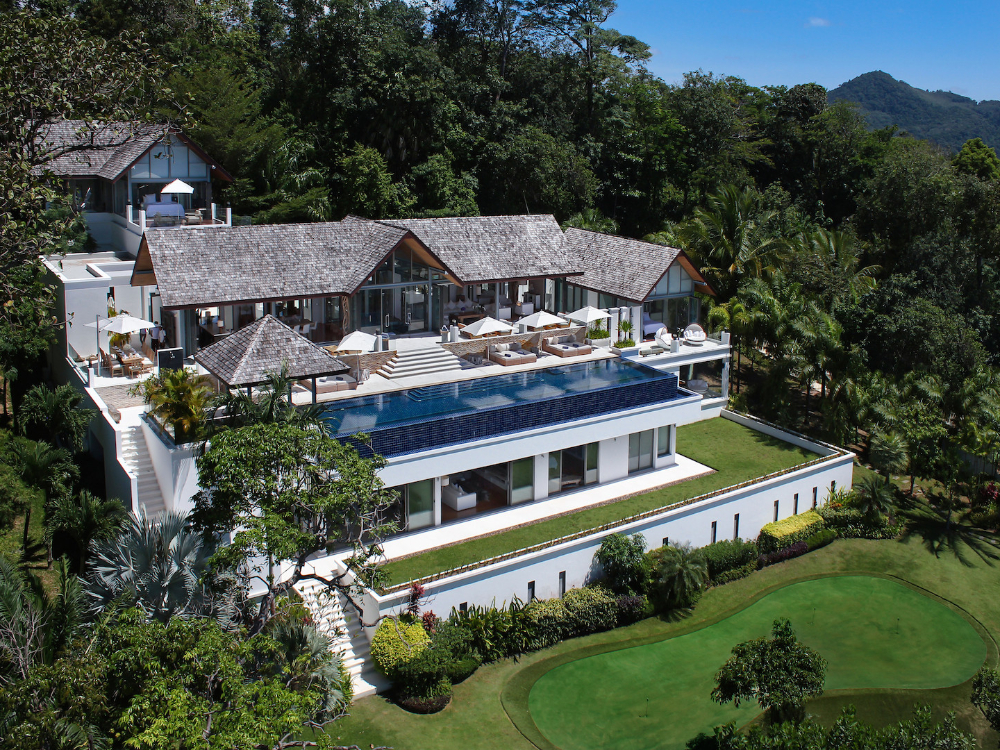 ONE OF THE MOST LUXURIOUS VILLAS IN PHUKET RENT AS 3 BEDROOM – SUR03