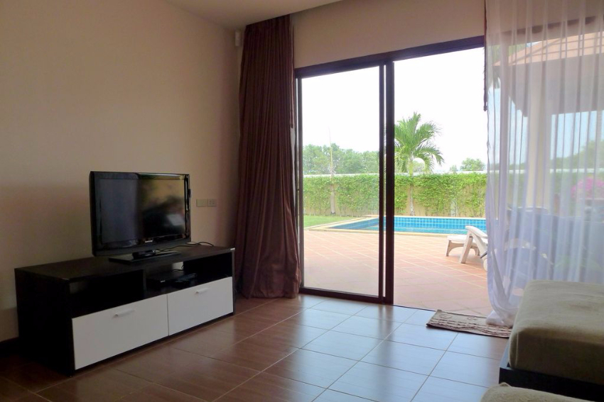 3 Bedroom Affordable Pool Villa in Layan – ban63