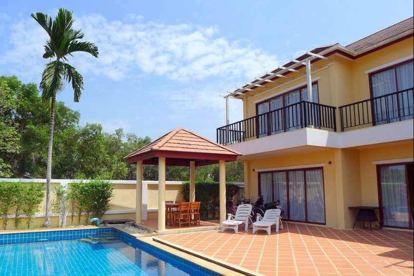 3 Bedroom Affordable Pool Villa in Layan – ban63