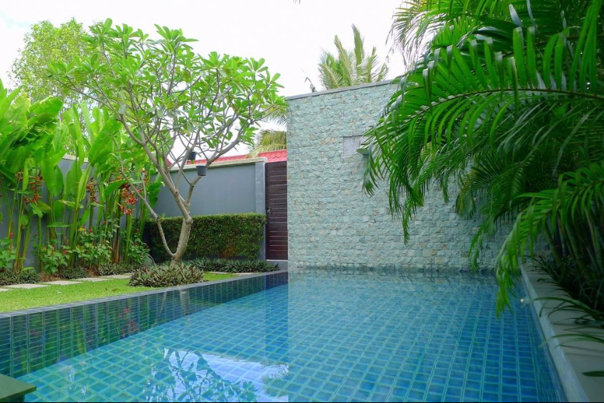 1 Bedroom Affordable Pool Villa in Naiharn – nai58