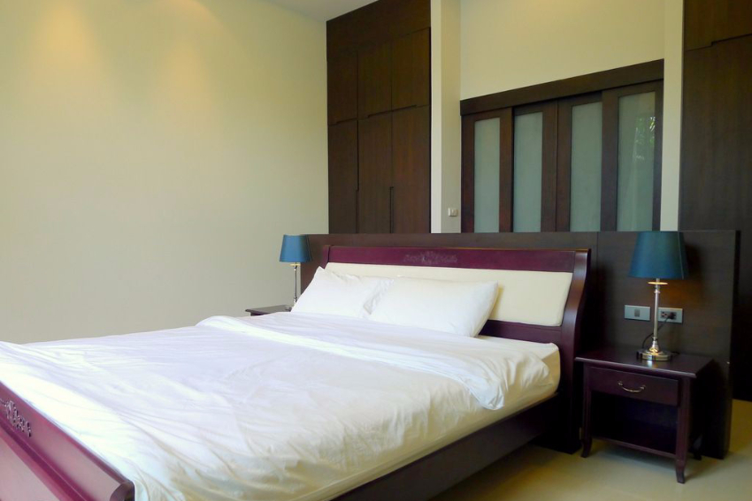 2 Bedroom Modern Pool Villa for Rent in Naiharn – nai59