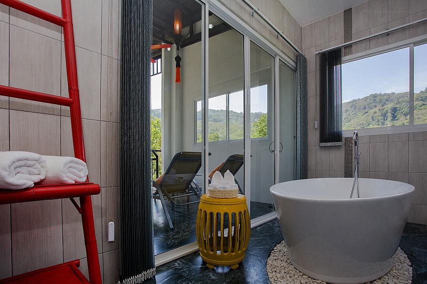5 Bedroom Ultra Modern Pool Villa in Chalong – cha08